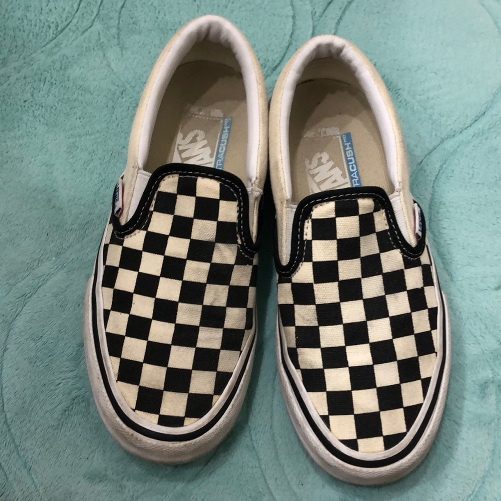 Classic Slip-on Checker Vans